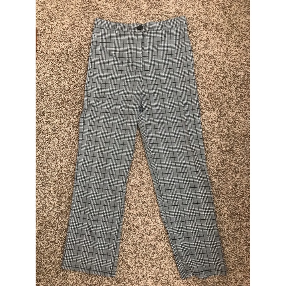 High Waisted B&W pants